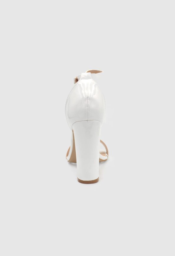 Γυναικεία Πέδιλα από Λουστρίνι με Χοντρό Ψηλό Τακούνι σε Λευκό Χρώμα / 662656 Ανοιχτά Παπούτσια joya.gr