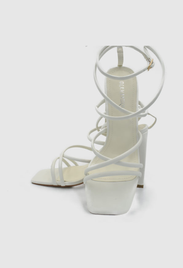 Square-Toe Sandals with straps White / 492358 Ανοιχτά Παπούτσια joya.gr
